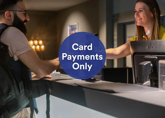 فندق أيه&أو هاوبتبانهوف 2*