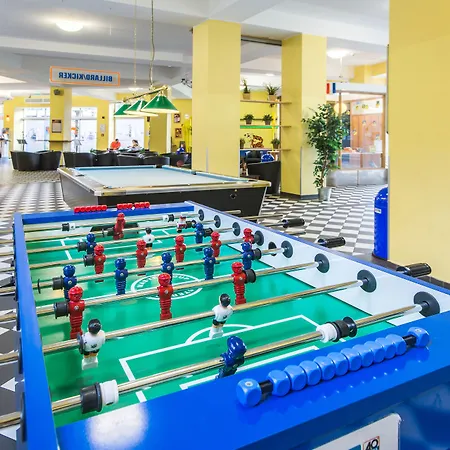 Otel A&o Hauptbahnhof 2*