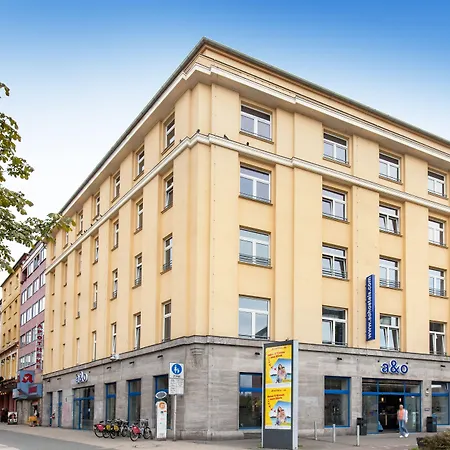 A&o Hauptbahnhof 2*