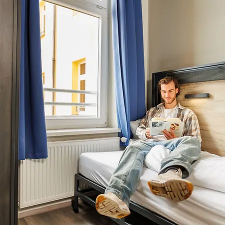 多特蒙德火车总站a＆o酒店 2*