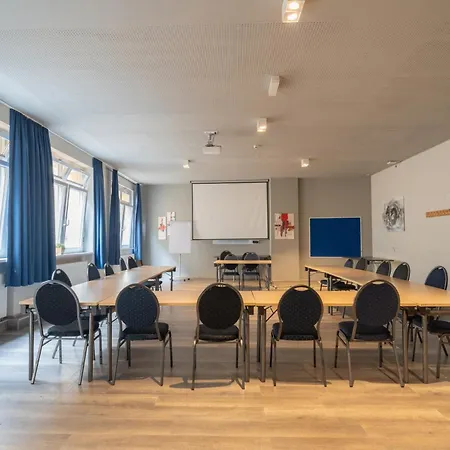 A&o Hauptbahnhof Hotel 2*